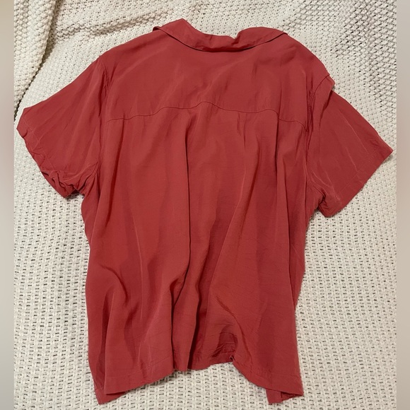 C.J. Banks Button Up Top (size 3X) - Picture 5 of 7